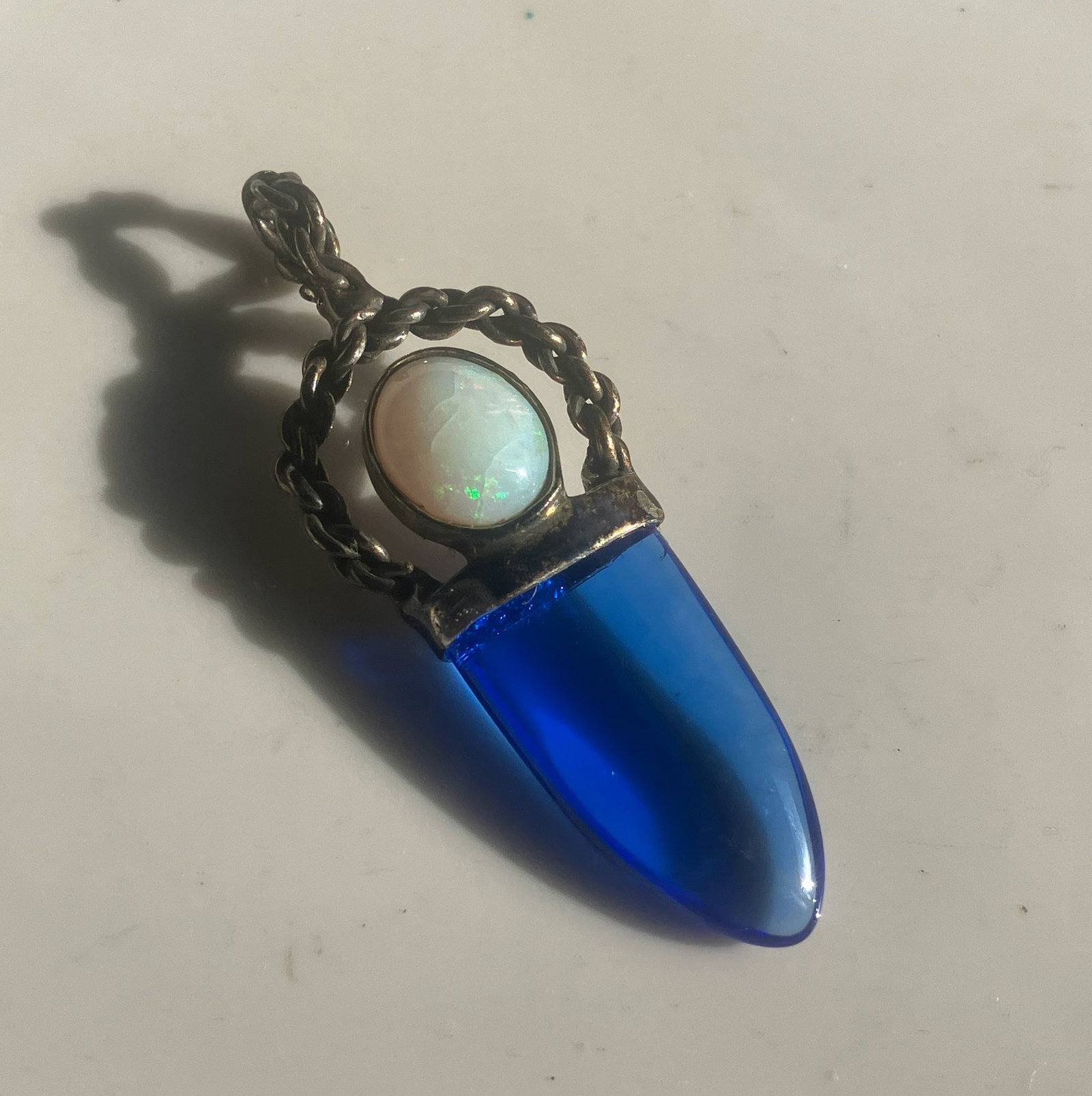 Vintage Silver Opal Pendant: Vintage Silver Opal Pendant