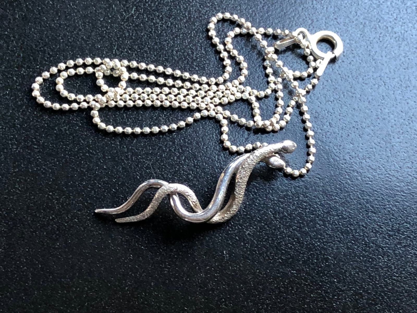 Vintage Silver Necklace: Vintage Silver Necklace