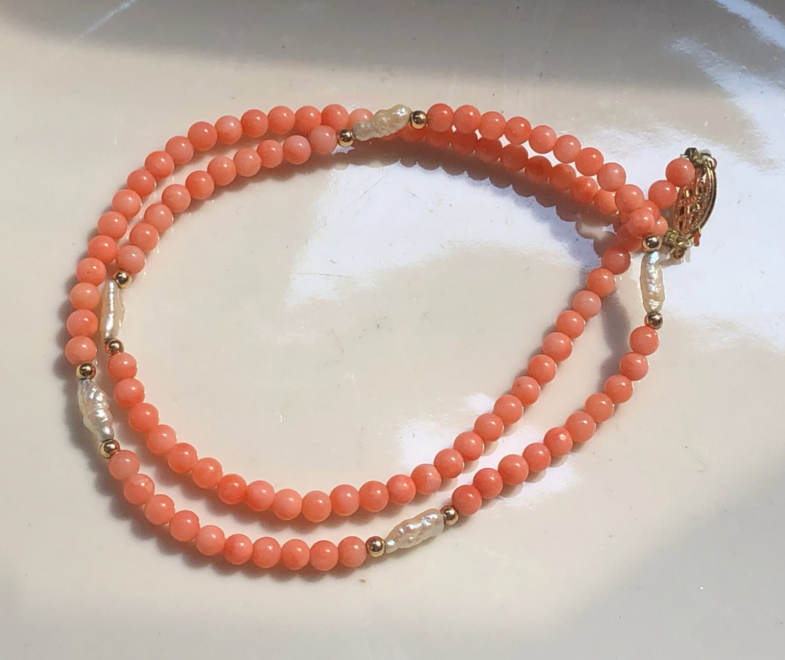 14K Gold Coral Necklace: 14K Gold Coral Necklace