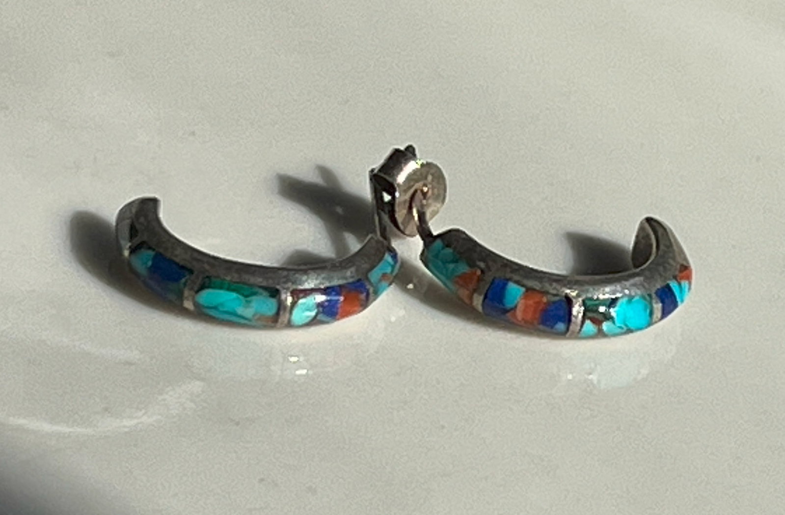 Pair of Silver Earrings: Pair of Silver Earrings