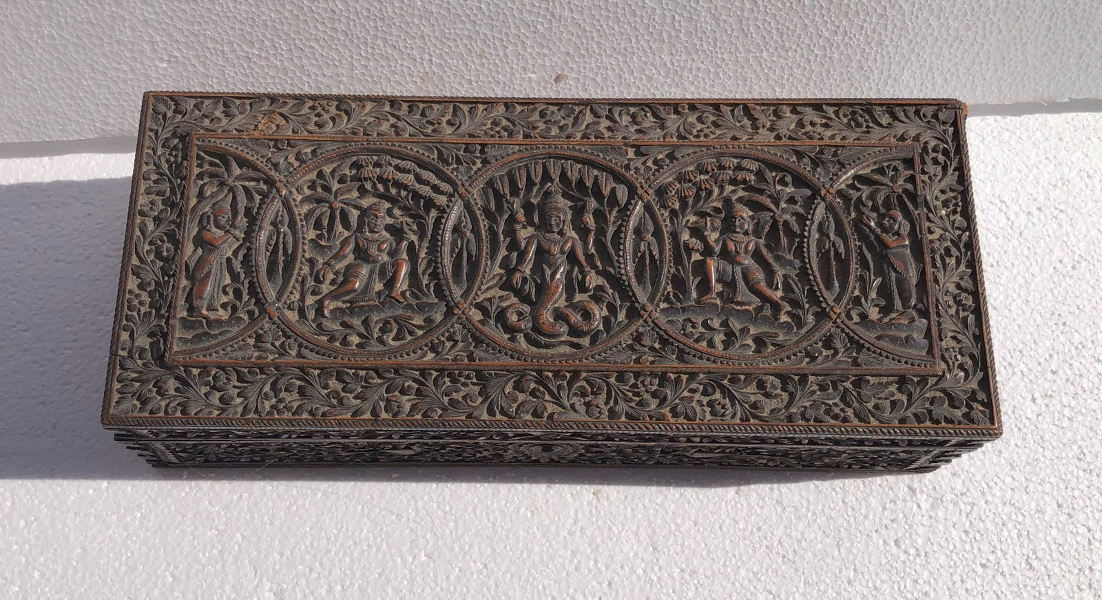 Antique Wood Box: Antique Wood Box, Size: 10"