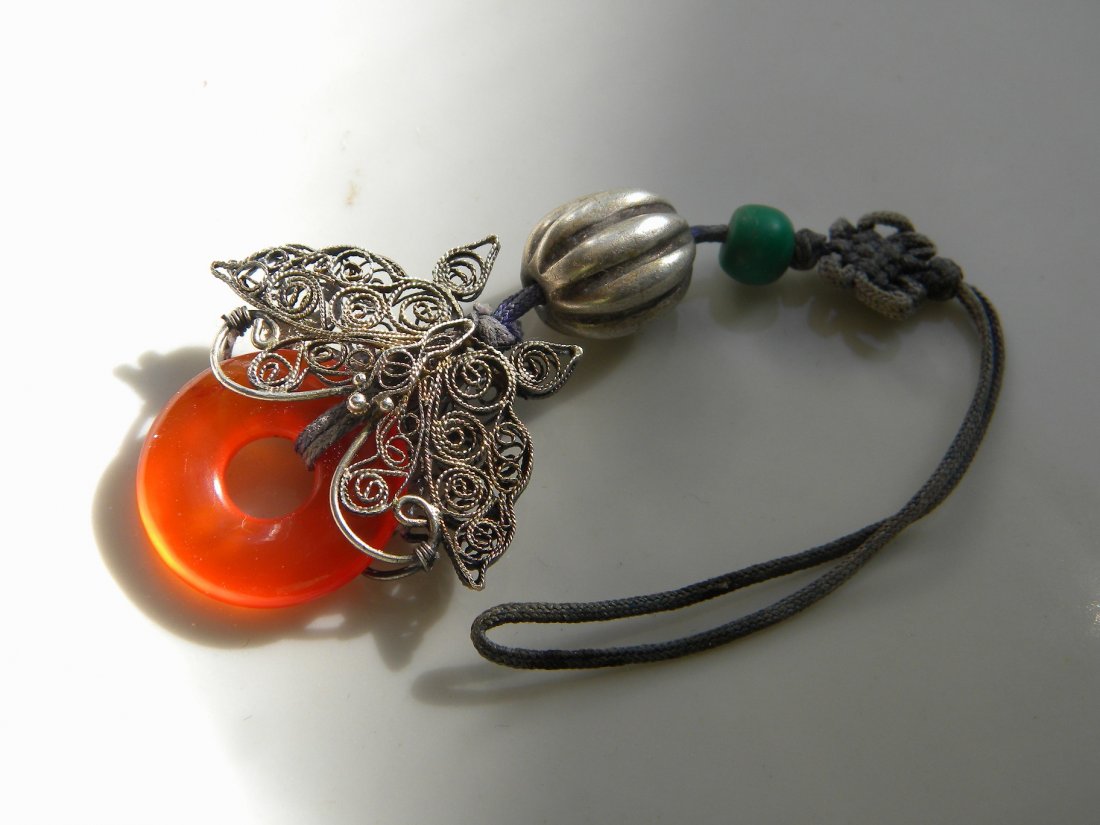 ANTIQUE CHINESE SILVER FILIGREE CARNELIAN PENDANT: ANTIQUE CHINESE SILVER FILIGREE CARNELIAN PENDANT, TOTAL LENGTH 6"