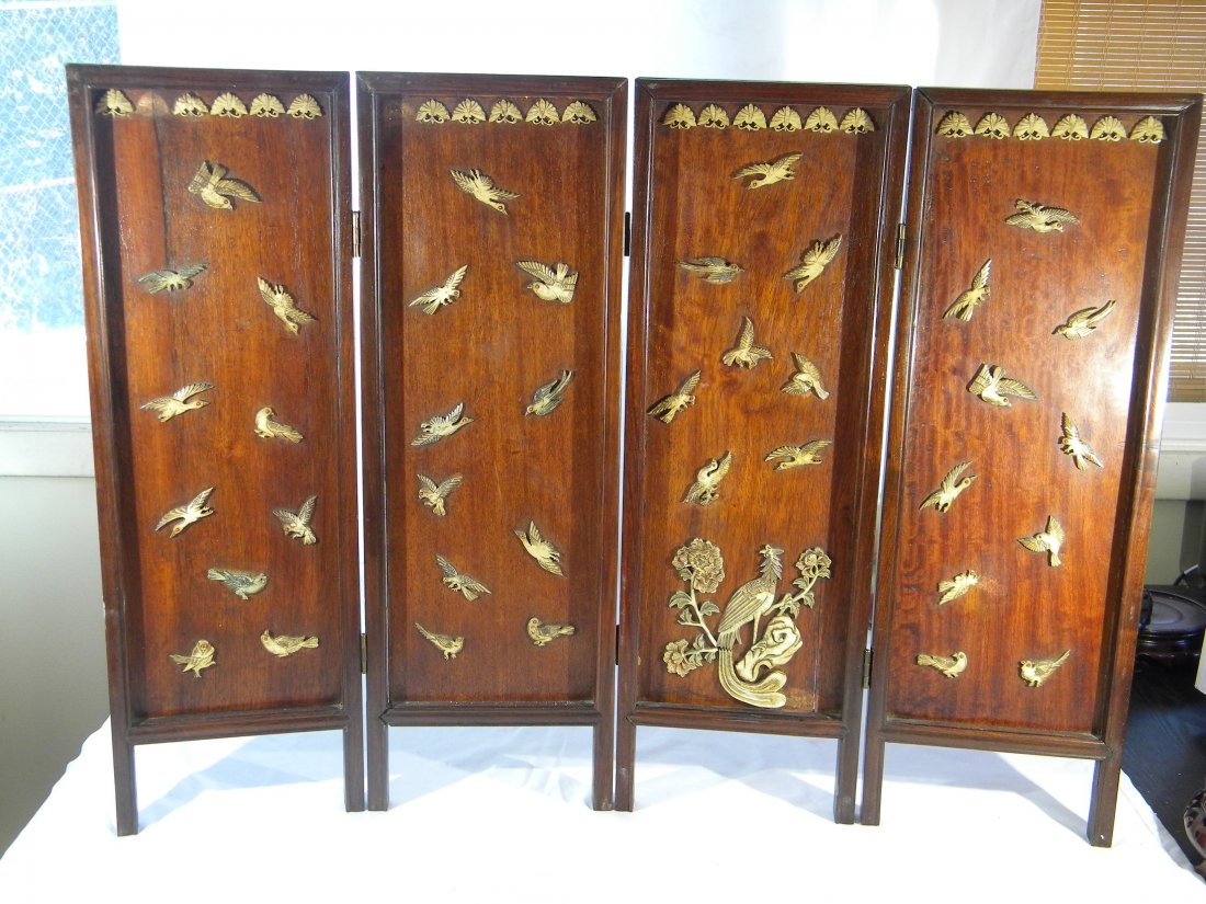 CHINESE ANTIQUE ROSEWOOD TABLE SCREEN BONE PHEONIX: CHINESE ANTIQUE FOUR PANEL TABLE SCREEN BONE PHEONIX AND A HUNDRED OF BIRDS, DATED QING DYNASTY, SIZE: H:24" W:32" TOTAL. EACH PANEL W: 8".Shows a scene of hundreds of birds flying toward the pheonix.