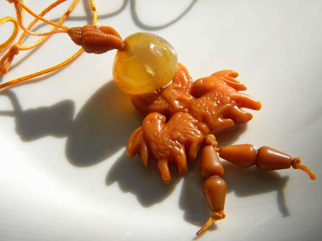 CHINESE RABBIT CARNELIAN BEAD PENDANT: CHINESE RABBIT CARNELIAN BEAD PENDANT