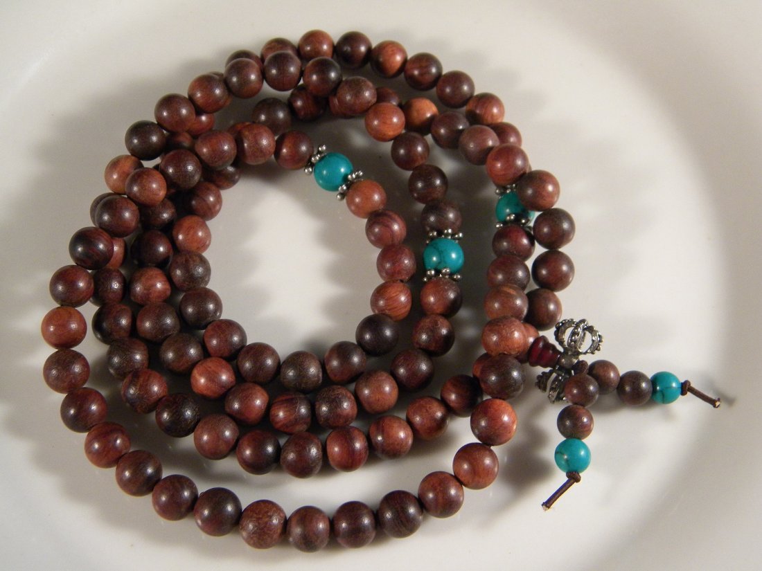 CHINESE 108 BUDDHIST PRAYER HARDWOOD PURPLE BEADS: CHINESE 108 BUDDHIST PRAYER HARDWOOD PURPLE BEADS, BEAD SIZE 8MM