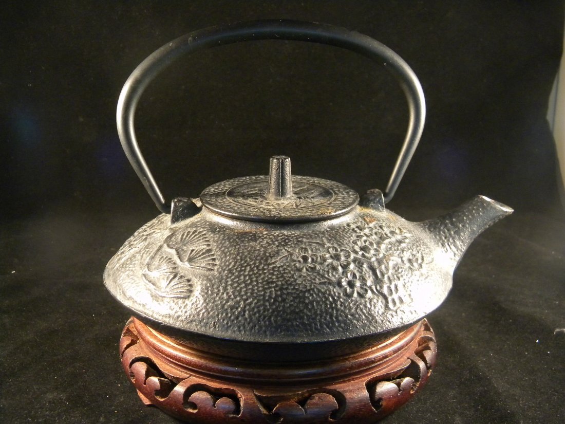 JAPANESE IRON TEA POT PLUM, PINETREE AND BAMBOO: JAPANESE IRON TEA POT PLUM, PINETREE AND BAMBOO, SIZE: W: 7.5", H: 6.5"