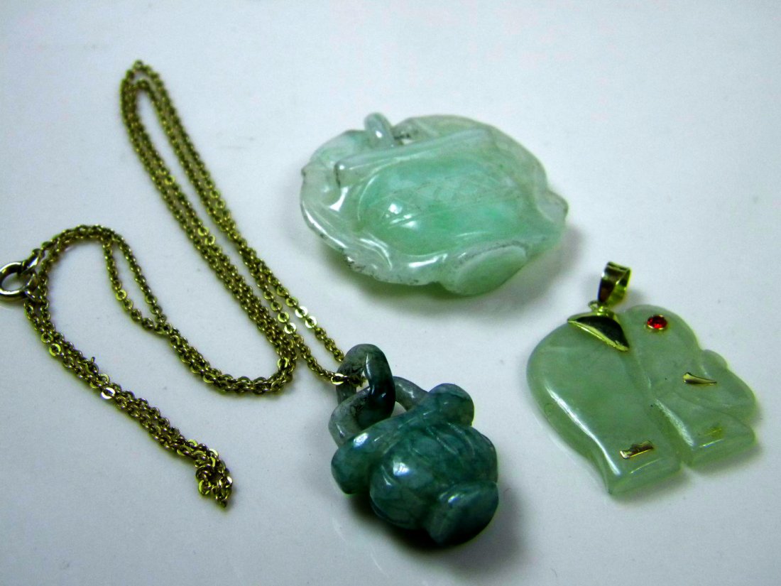 Lot of three Natural A Jadeite Pendants (1 of 4)