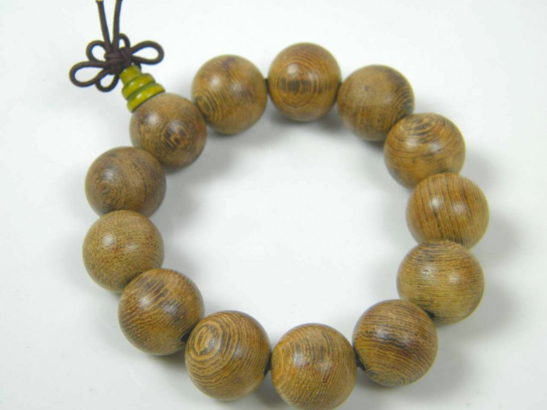 CHINESE BUDDAH LIGHT BROWN PRAYER BEADS BRACELET (1 of 4)