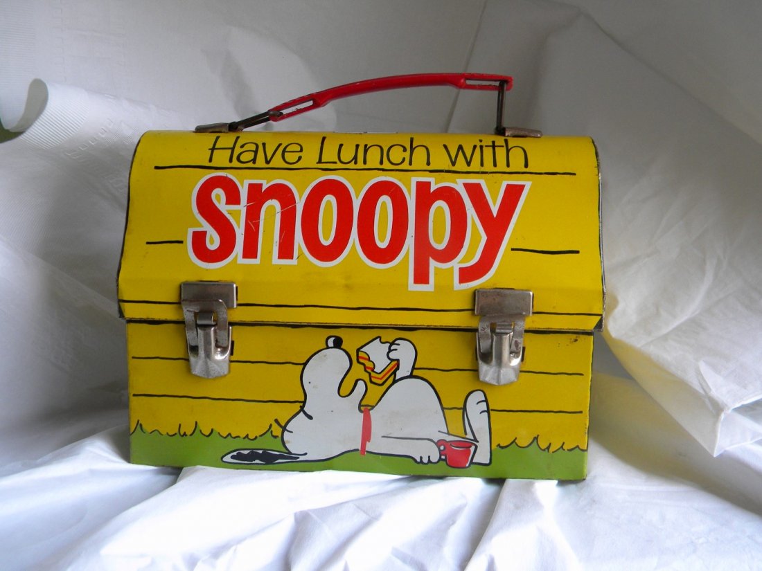Vintage Snoopy Lunch Box (1 of 5)