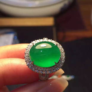 18K White Gold Diamond Green Jadeite Ring: 18K White Gold Diamond Green Jadeite Ring, size of the jadeite 13mm