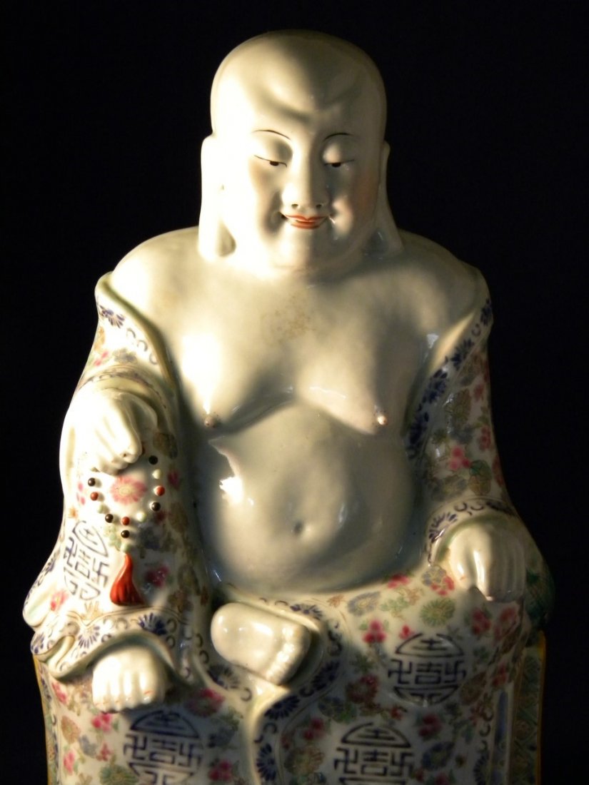 ANTIQUE CHINESE FAMILLE ROSE BUDDAH STATUE (1 of 6)