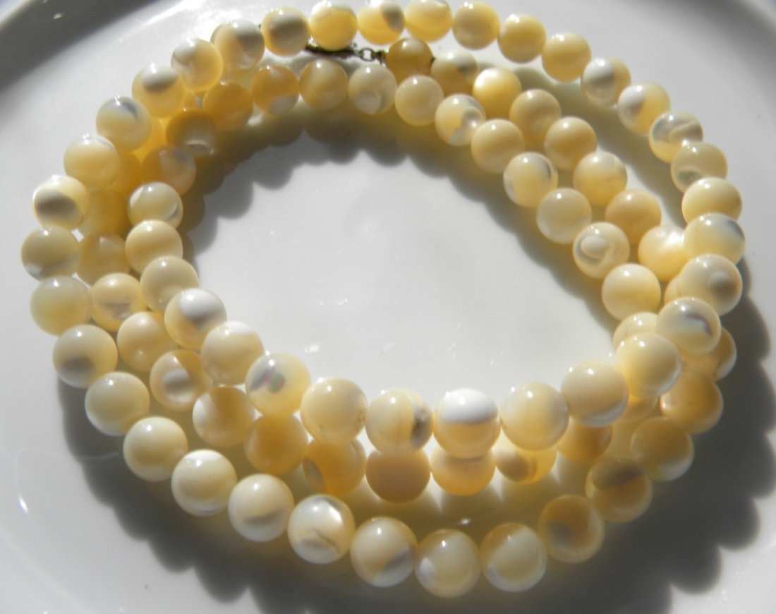 Antique Chinese Shell Round Beads Necklace (1 of 3)