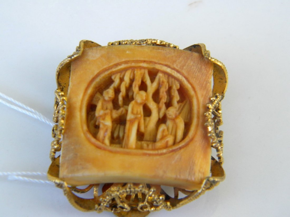 Qing Dynasty Carved Ivory Pendant (1 of 3)