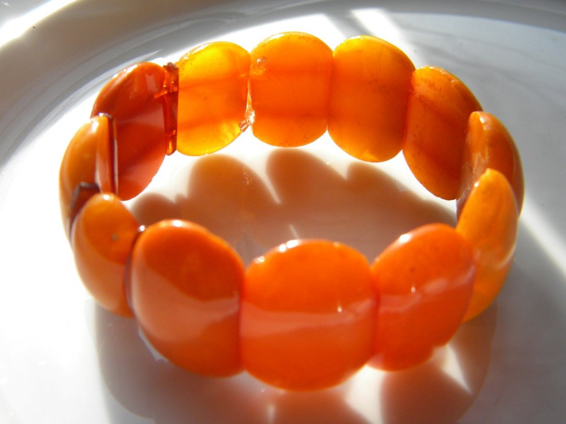 Antique Butter Scotch Amber Bracelet (1 of 4)