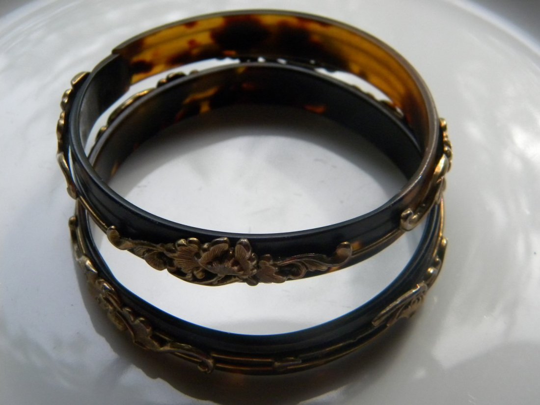 Pair of Antique Chinese Tortoise  Shell Bracelets (1 of 7)