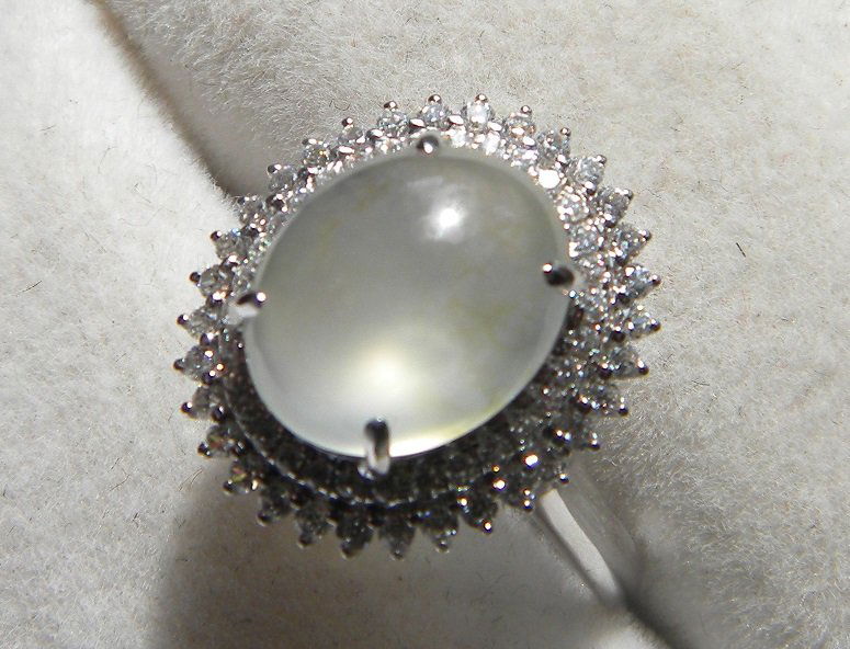 18K Gold Natural Jadeite Ring (1 of 4)