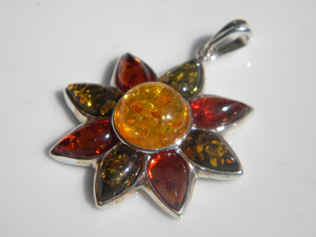 Natural Baltic Amber Silver Flower Pendant (1 of 4)