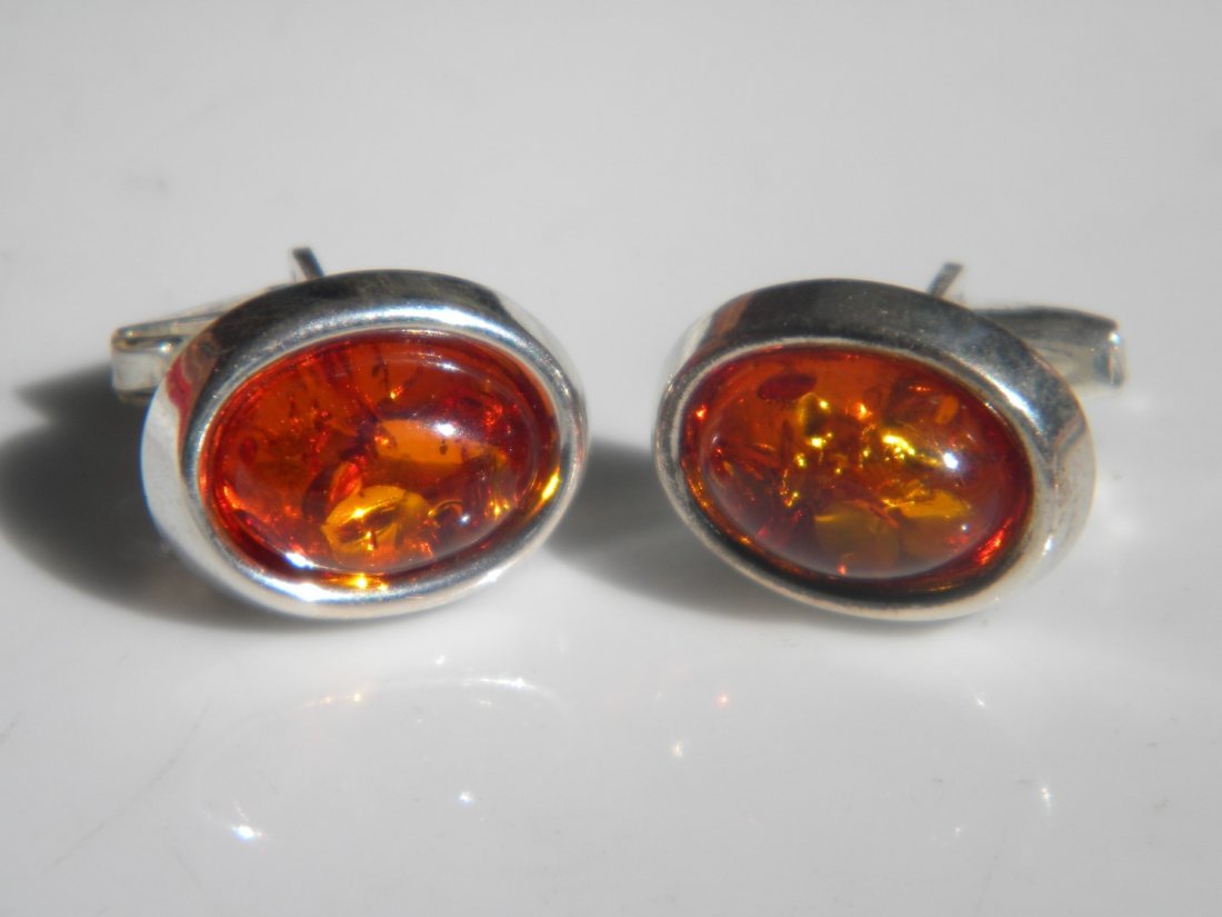 Pair of Natural Amber Silver Cuff Links (1 of 3)