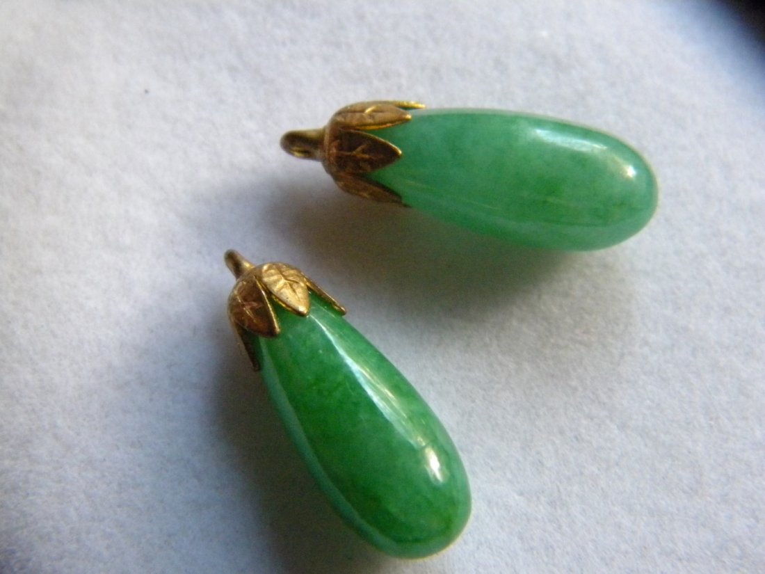 Pair of Antique Chinese Green Jadeite Water Drop 22K (1 of 2)