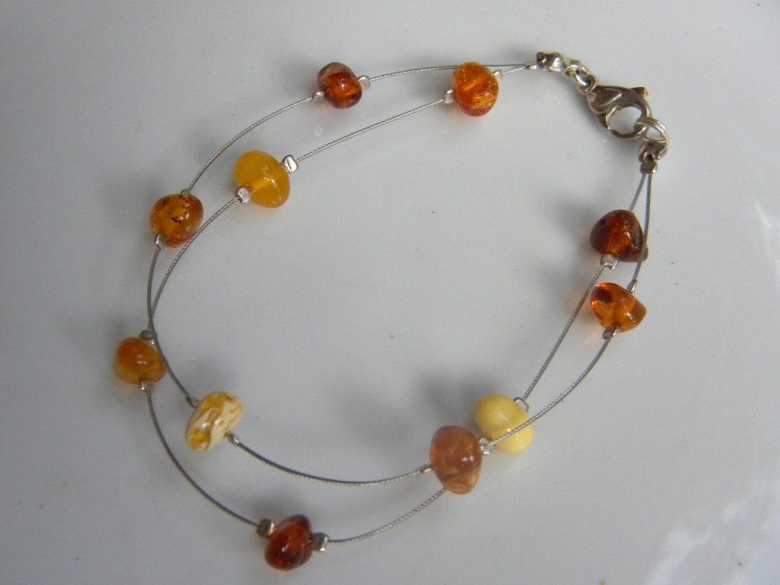 Natural Baltic Amber Bracelet (1 of 2)