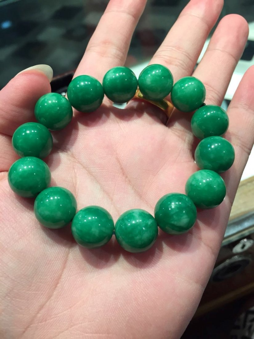 Natural Green Jadeite Bracelet (1 of 2)