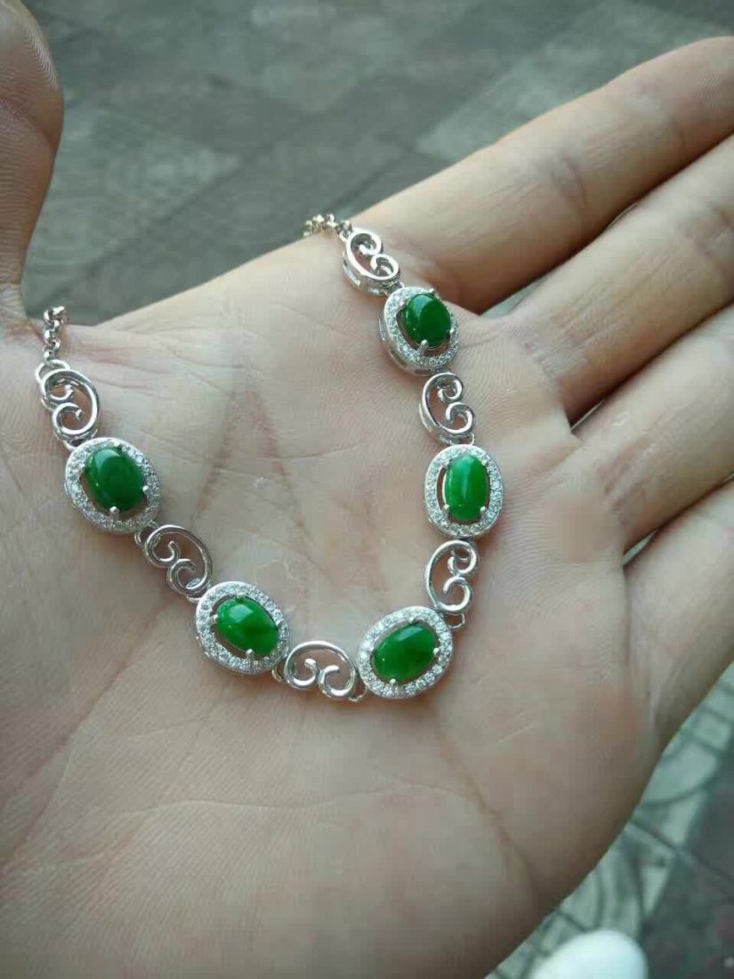 Natural Green Jadeite Bracelet (1 of 1)