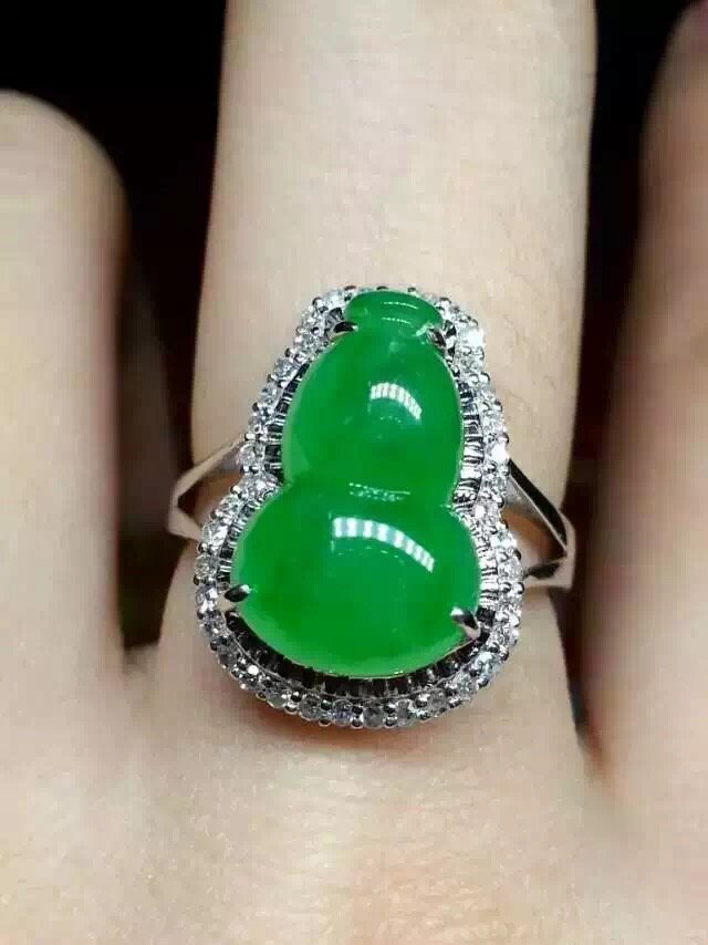 Natural Grade A Green Jadeite Gourd Gold Diamond Ring (1 of 8)