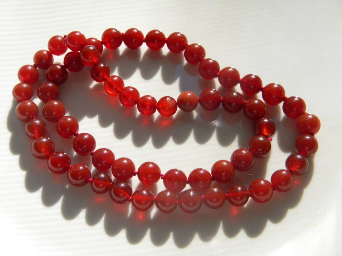 Antique Chinese Red Carnelian Bead Necklace: Antique Chinese Red Carnelian Bead Necklace, total length 24", size of bead 10.39mm