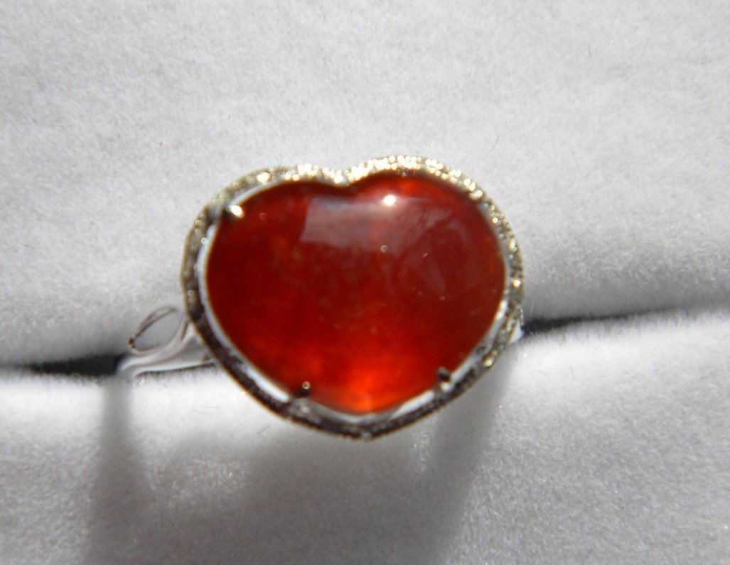 Natural Grade A Jadeite Heart Shape 18K Gold Ring (1 of 5)