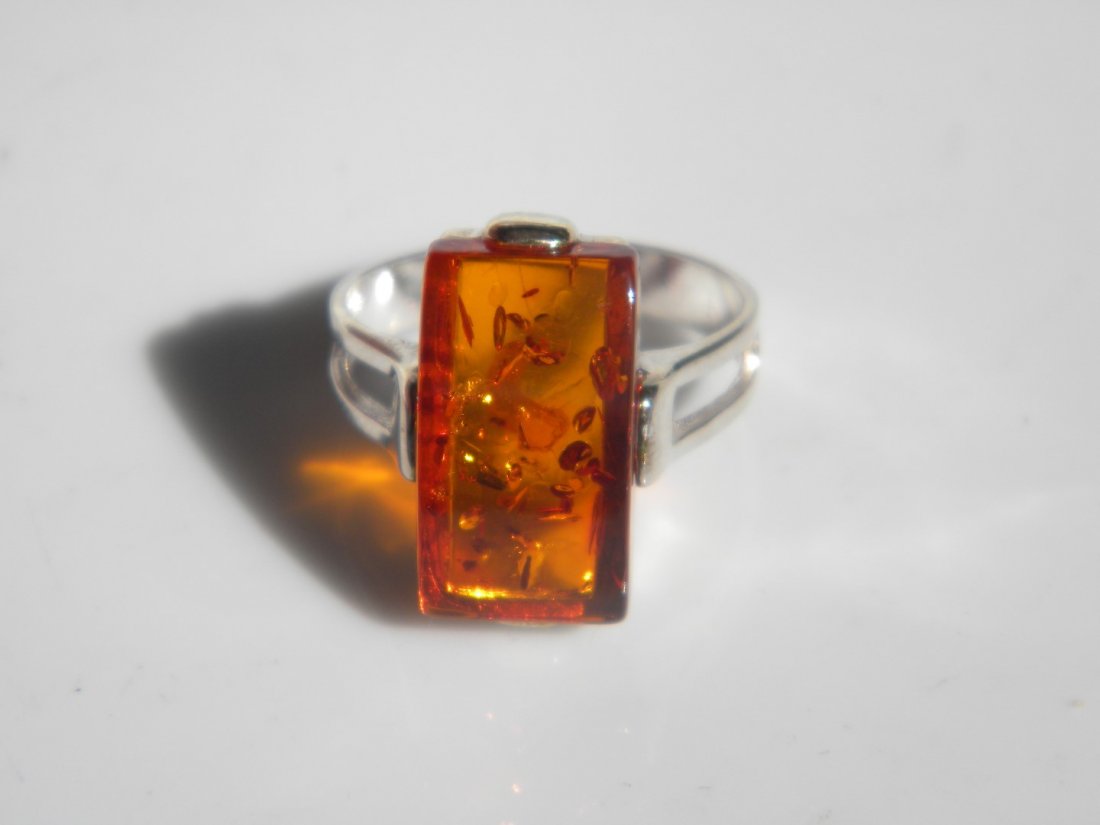 Natural Baltic Amber Silver Ring (1 of 4)