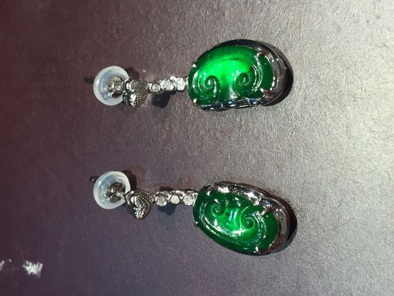 18K Gold Diamond Green Jadeite Earrings (1 of 5)