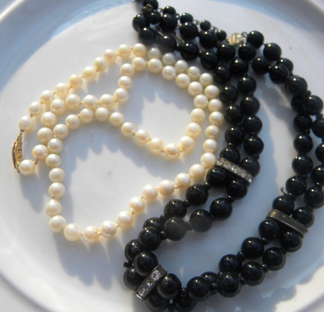 14K Gold Clasp Pearl necklace anf Oxny Necklace (1 of 2)