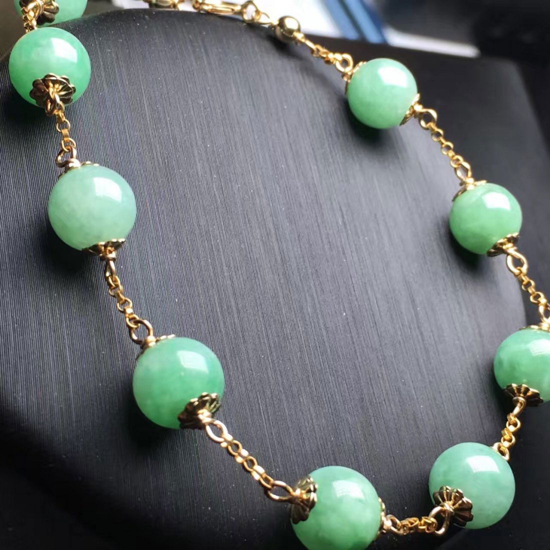 14K Gold Natural Jadeite Bracelet (1 of 4)
