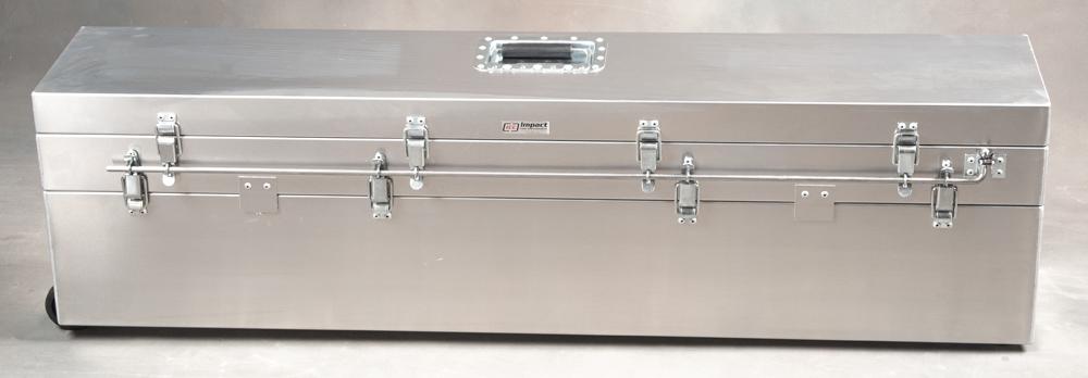 As new condition aluminum Impact Case container with padded interior designed to carry 4 long guns.: As new condition aluminum Impact Case container with padded interior designed to carry 4 long guns. Manufactured by ICC Impact Case & Containers, 52" long x 13 3/4" tall x 10" deep, with double spring