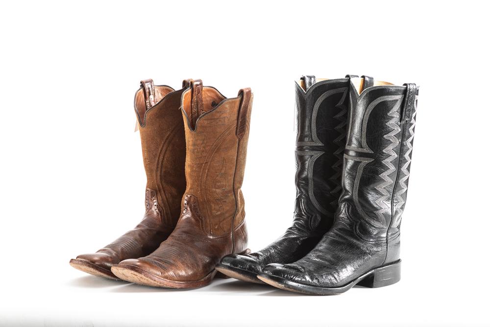 THIS LOT WILL BE SOLD TWO PAIRS 2 X YOUR BID, MEANING YOUR FINAL BID WILL BE MULTIPLIED BY 2. (1) A: THIS LOT WILL BE SOLD TWO PAIRS 2 X YOUR BID, MEANING YOUR FINAL BID WILL BE MULTIPLIED BY 2. (1) A Pair of L.M. Easterling, El Paso, Texas, black calf skin Boots with fancy stitched tops, good condit