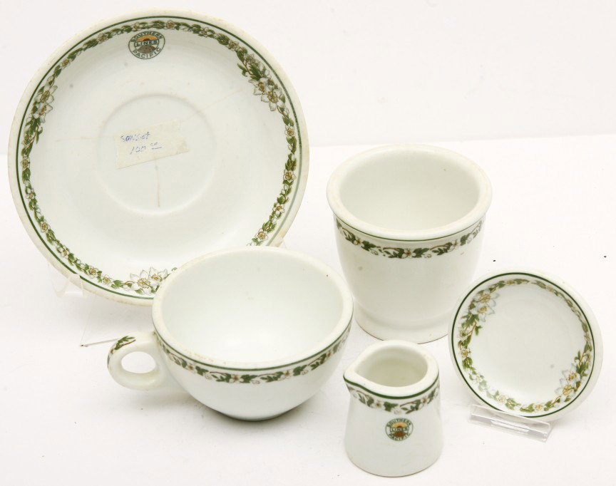 5 Pcs. SOUTHERN PACIFIC LINES Railroad china - Sun: 5 Pcs. SOUTHERN PACIFIC LINES Railroad china - Sunset pattern - cup & saucer (as is), individual creamer, butter pat, and double egg cup.