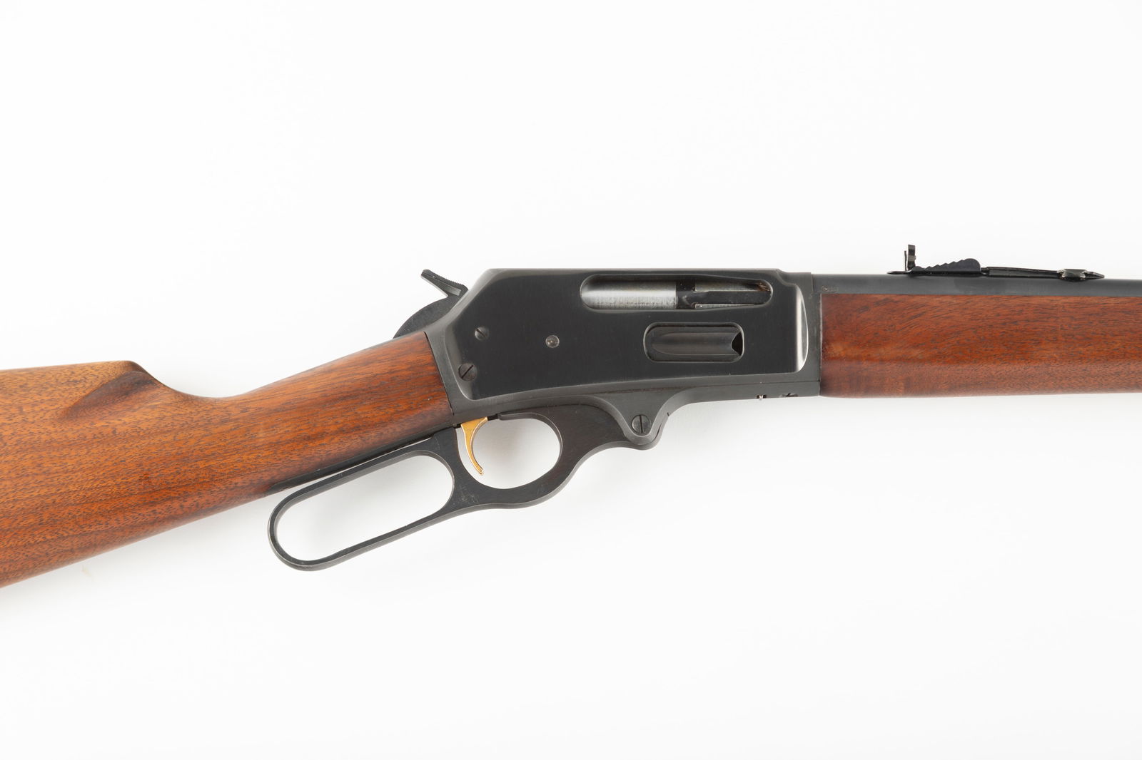 Marlin Model 336RC, Trapper style Lever Action Rifle, 16" barrel, .30/30 caliber, SN Z8449, blue: Marlin Model 336RC, Trapper style Lever Action Rifle, 16" barrel, .30/30 caliber, SN Z8449, blue finish with gold trigger, walnut stock, near pristine condition. (MODERN)