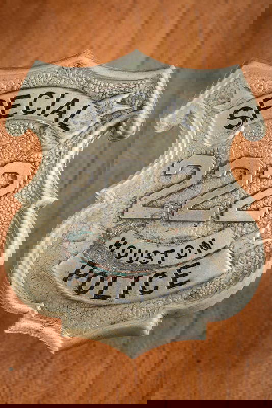 "special / 222 / Police?? Silver Tone Shield Badge With Added Banner