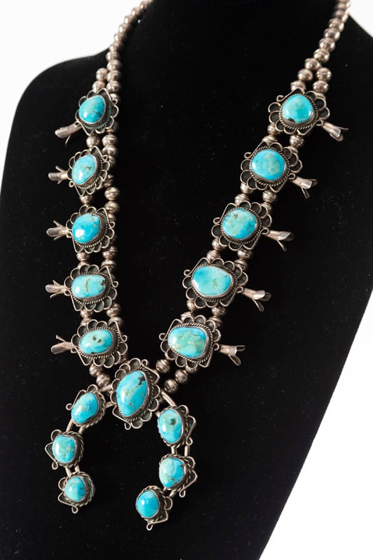 Beautiful Silver and Turquoise Squash Blossom with 10 tulips and beautiful Naja, fine quality,: Beautiful Silver and Turquoise Squash Blossom with 10 tulips and beautiful Naja, fine quality, beautiful stones.