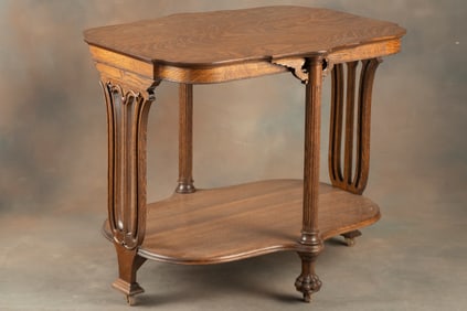 Unique claw foot, quarter sawn oak Parlor Table, circa 1900, excellent finish and condition with