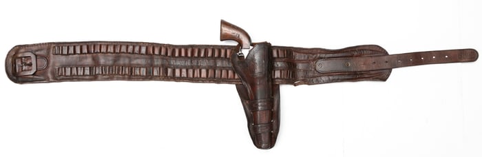 Early and scarce "Wyoming" marked Holster with "Montana" marked Money Belt. The doubleloop holster