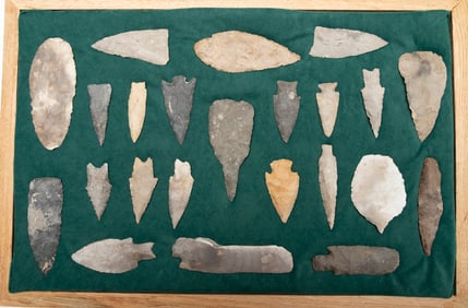 A collection of 24 pieces of Arrowheads and Flint in glass front wooden case that measures 18" L x