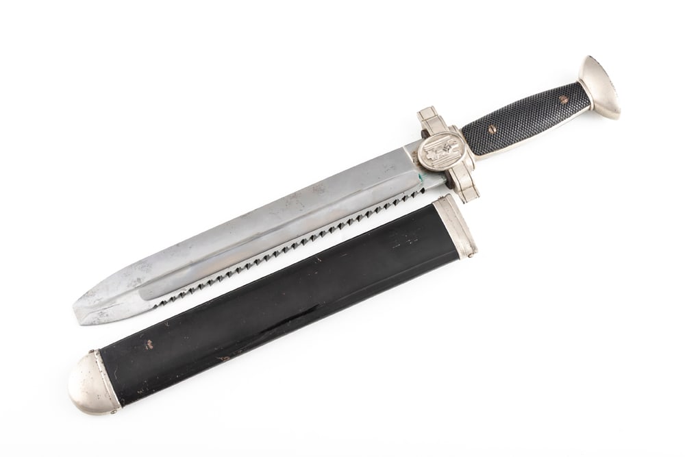 German Red Cross (DRK) Enlisted Hewer. These sets were issued to care givers for ceremonial and: German Red Cross (DRK) Enlisted Hewer. These sets were issued to care givers for ceremonial and formal wear, but they also were intended to be a practical tool for chopping, sawing and preparing splin