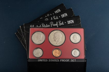 Group of five (5) uncirculated cased 1978 U.S. Proof Sets, totaling 30 coins. Each set contains 6