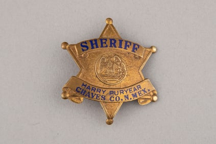Vintage Six -Point Ball Star Badge, marked "Sheriff/Harry Puryear/Chavez Co. N. Mex.", in dark blue