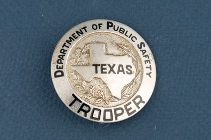 Vintage Circle Badge marked “DEPARTMENT OF PUBLIC SAFETY/ TROOPER?? with “TEXAS?? on raised