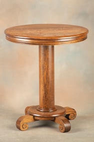 Beautiful antique quarter sawn oak round Lamp Table, circa 1900, excellent finish and condition, 26"
