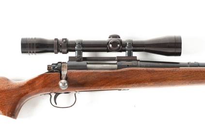 Remington, Model 722, Bolt Action Rifle, .257 Roberts caliber, SN 373626, blue finish, 24" barrel,