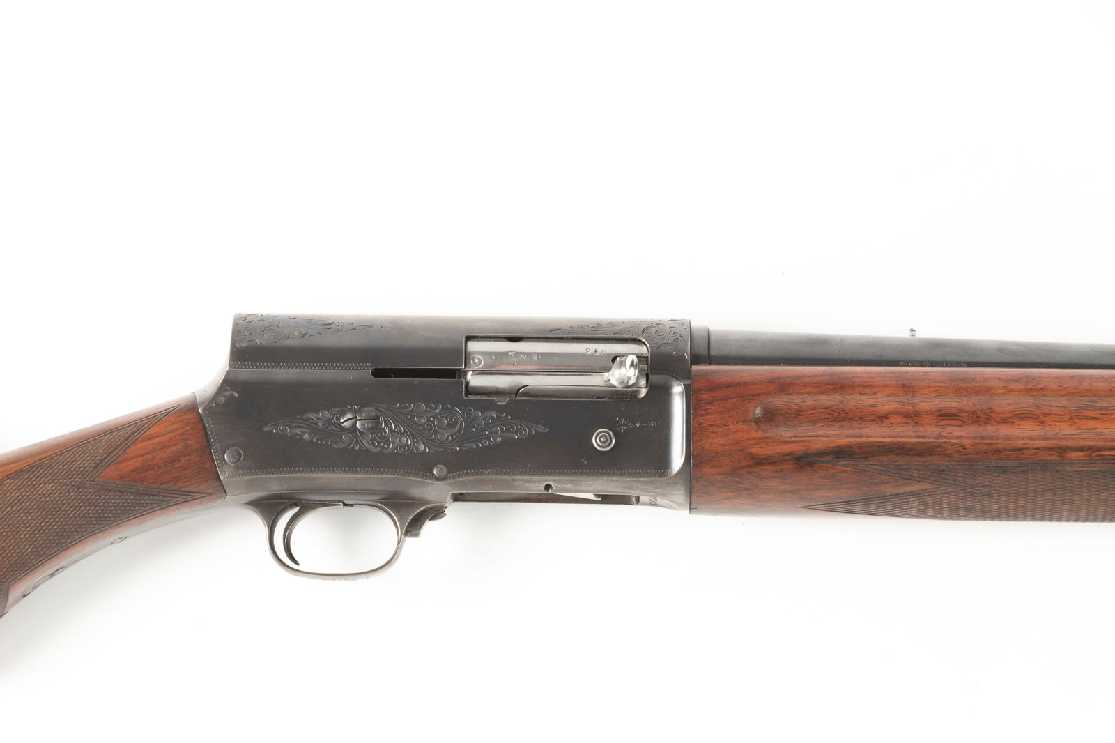 Belgium Browning , Model A-5, 16 ga. Auto Shotgun, SN X8240, manufactured 1947, blue finish, 26": Belgium Browning , Model A-5, 16 ga. Auto Shotgun, SN X8240, manufactured 1947, blue finish, 26" barrel, very nice condition, 14 1/4" trigger pull, clean bore. (Modern)