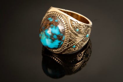 Beautiful "MB 14K" marked gold Ring with large turquoise stone, size 10 approx. Roger Muckerheide